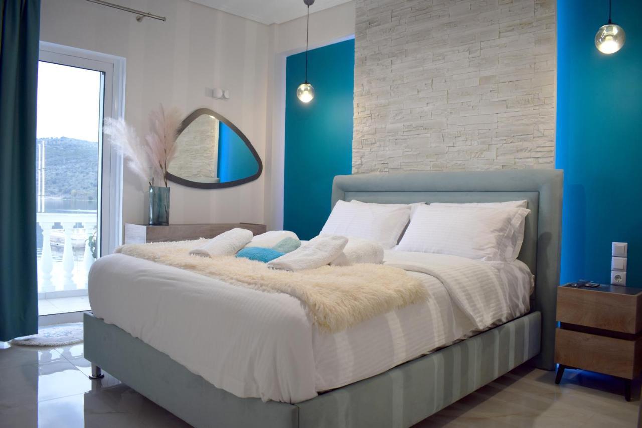 Seafront Luxury Apartment Amfilochia Exterior photo